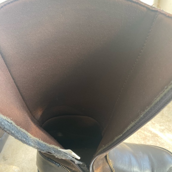 Boots - Picture 8 of 8